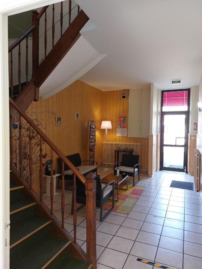 Hotel De France Objat ภายนอก รูปภาพ
