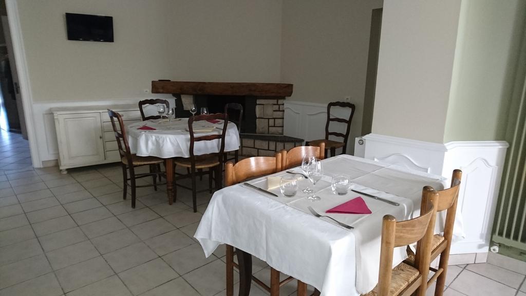 Hotel De France Objat ภายนอก รูปภาพ